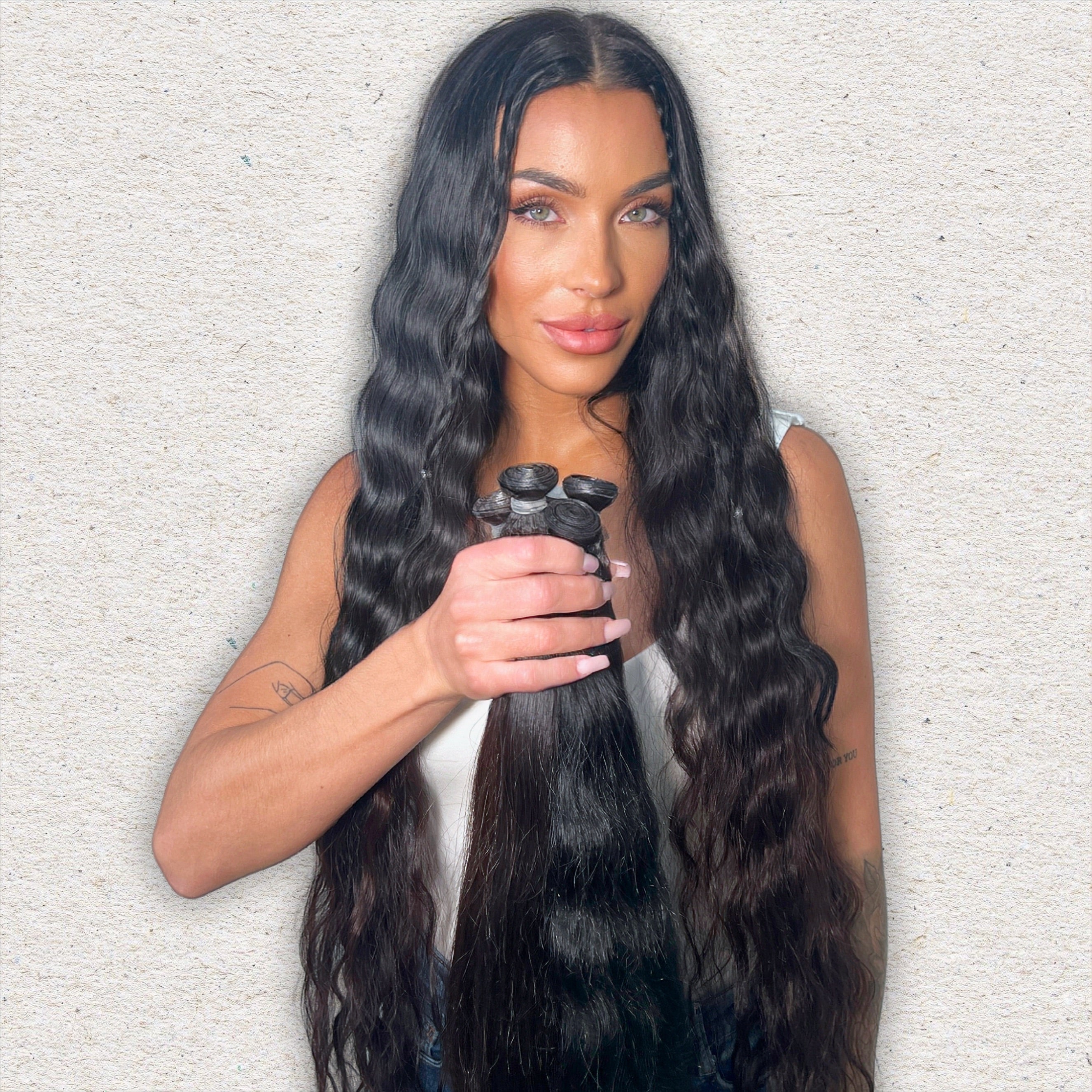 Human Hair Extensions. Natural Black