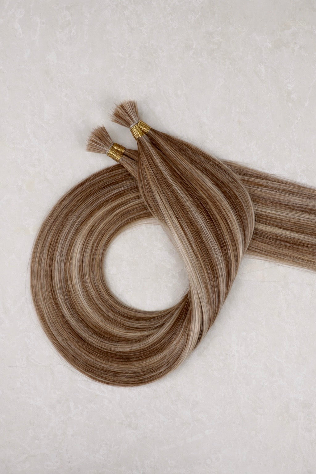 Human Hair Extensions. Highlight Bronde